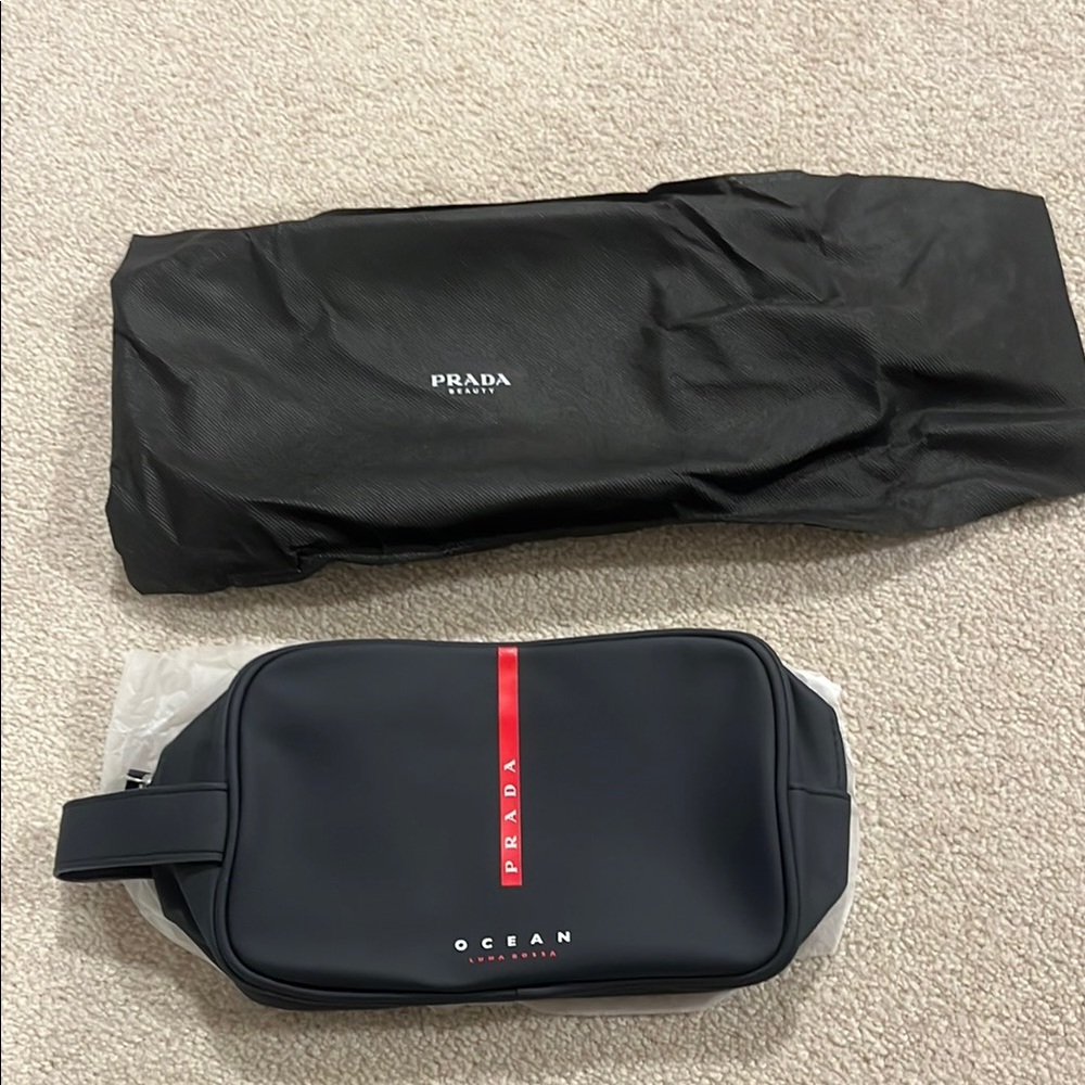 Prada cosmetic bag w handle! Brand new pouch w dust bag! Unisex waterproof GWP